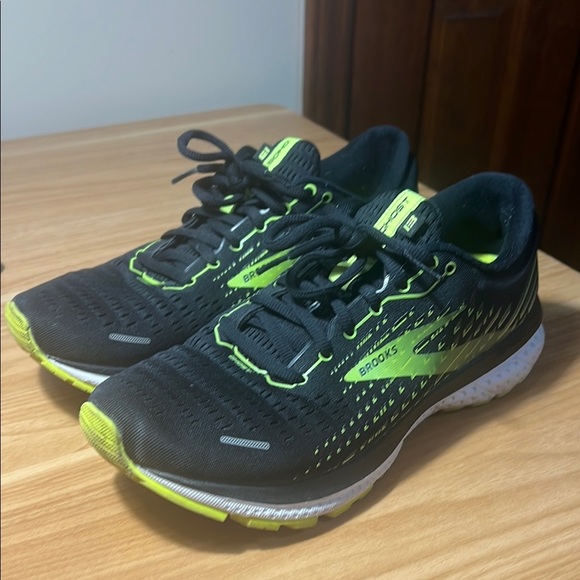 Brooks Ghost I3 Men's Black and Green Running Shoes - Picture 1 of 6